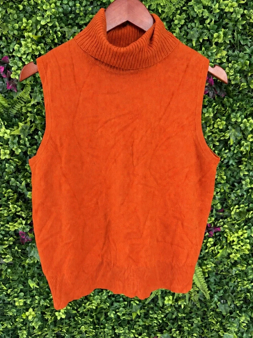 Lord & Taylor 100% Cashmere Sleeveless Turtleneck Sweater Vest Orange L